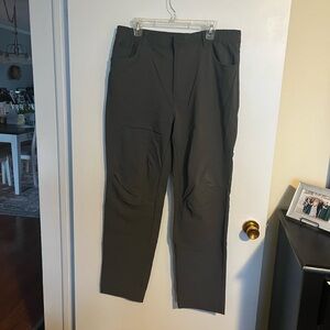 Men’s golf pants